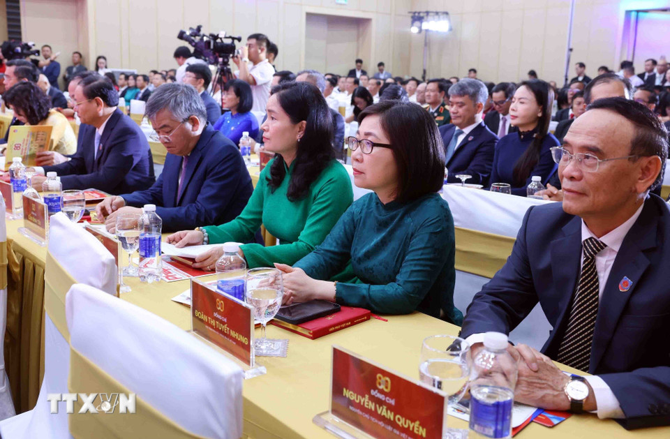 Các đại biểu tham dự buổi lễ. (Ảnh: Phạm Kiên/TTXVN)