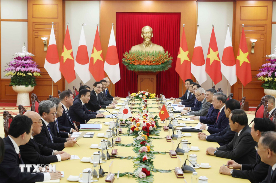 Tổng Bí thư Tô Lâm tiếp Chủ tịch đảng Dân chủ Tự do, Thủ tướng Nhật Bản Ishiba Shigeru đang thăm chính thức Việt Nam. (Ảnh: Thống Nhất/TTXVN)