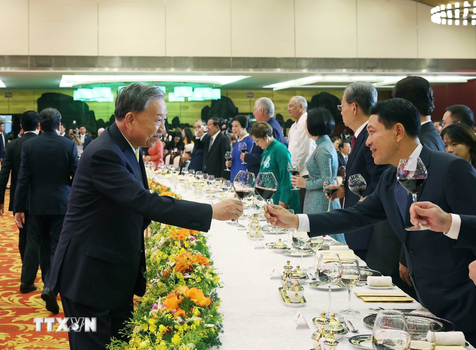 Tổng Bí thư Tô Lâm với các đại biểu. (Ảnh: Thống Nhất/TTXVN)