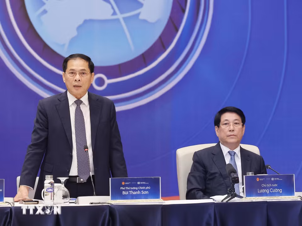 Phó Thủ tướng Bùi Thanh Sơn, Trưởng Ban chỉ đạo Lễ mở ký Công ước Liên hợp quốc về chống tội phạm mạng phát biểu. (Ảnh: Lâm Khánh/TTXVN)