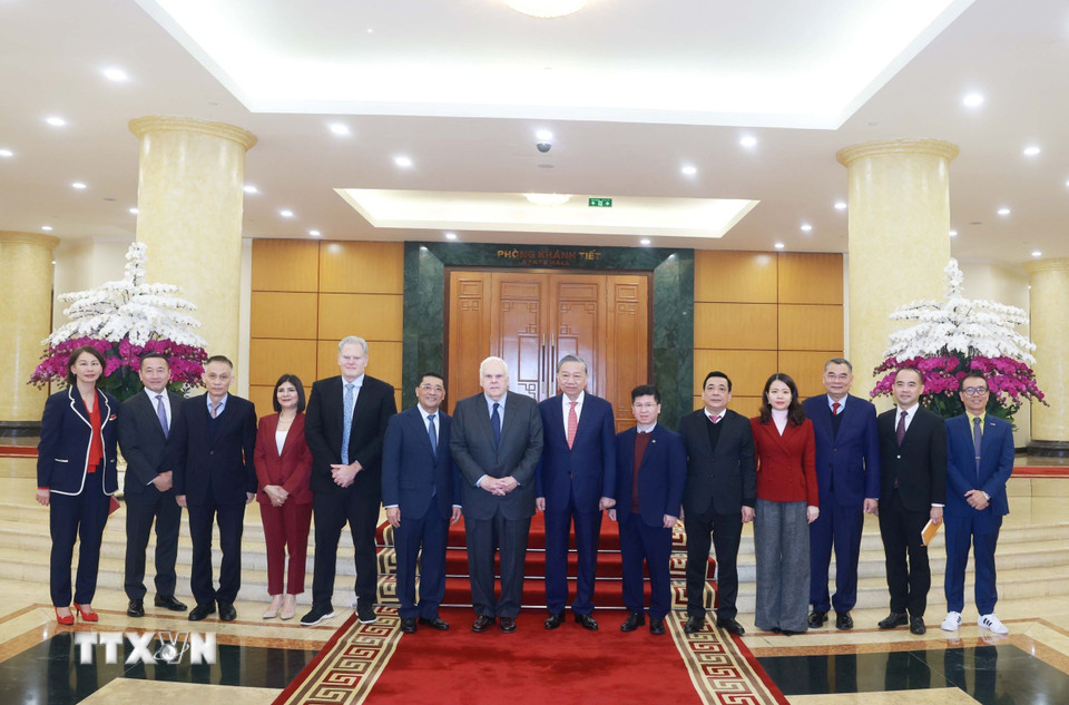 Tổng Bí thư Tô Lâm tiếp ông Frederick W.Smith, Nhà sáng lập kiêm Chủ tịch điều hành Tập đoàn FedEx (Hoa Kỳ). (Ảnh: Thống Nhất/TTXVN)