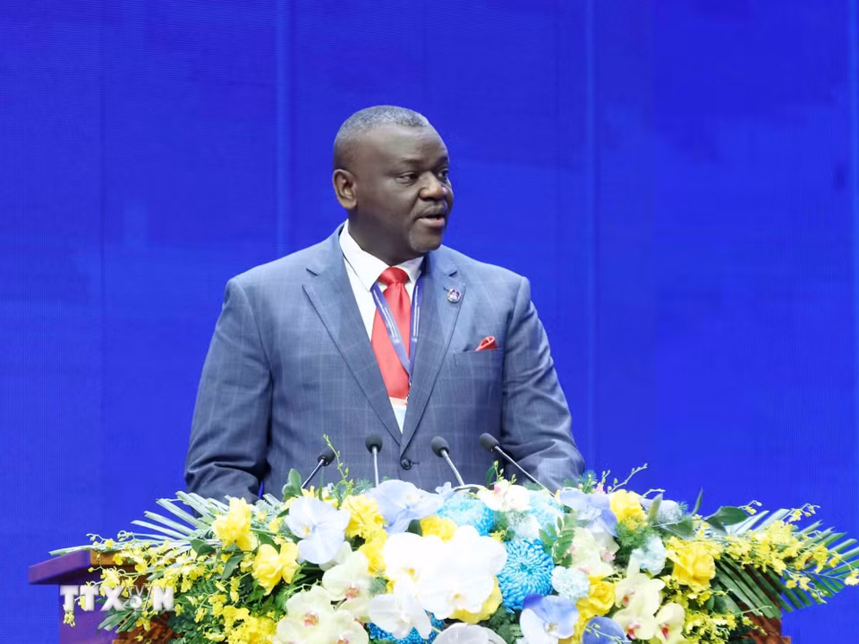 Bộ trưởng Kinh tế số Cộng hoà Congo Augustin Kibasa Maliba phát biểu tại Phiên thảo luận toàn thể cấp cao thứ nhất. (Ảnh: Phương Hoa/TTXVN)