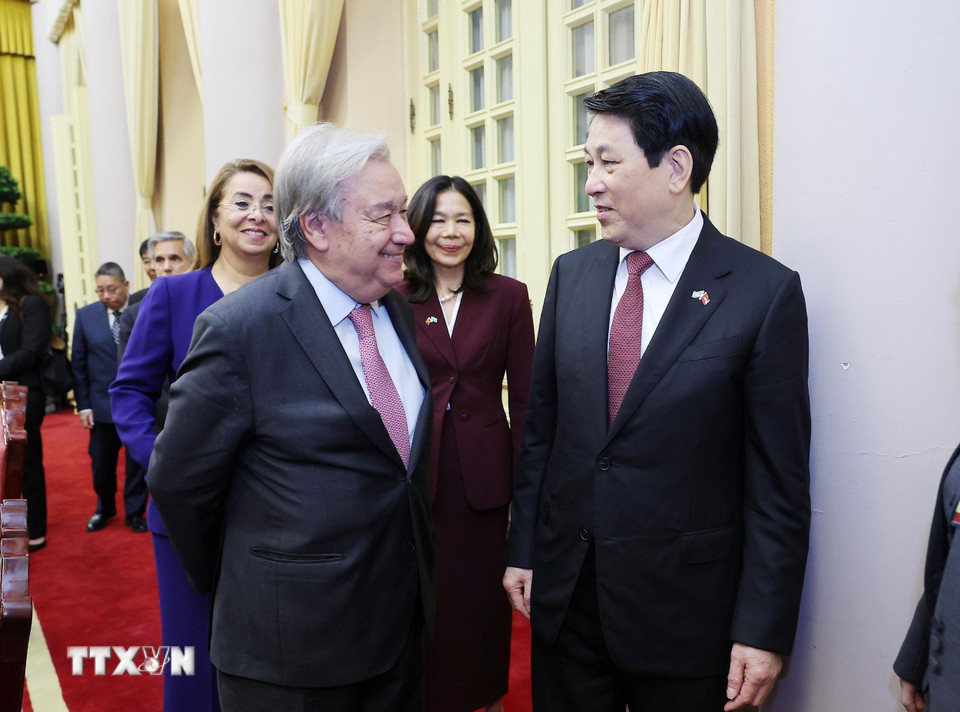 Chủ tịch nước Lương Cường với Tổng Thư ký Liên hợp quốc António Guterres sau hội đàm. (Ảnh: Lâm Khánh/TTXVN)