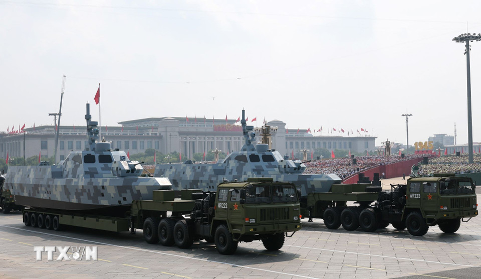 Khí tài quân sự tại Lễ duyệt binh kỷ niệm 80 năm chiến thắng phátxít của nhân dân thế giới ở Bắc Kinh, Trung Quốc, ngày 3/9/2025. (Ảnh: THX/TTXVN)