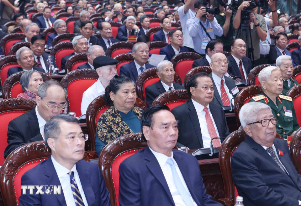 Các đại biểu dự buổi gặp mặt. (Ảnh: Thống Nhất/TTXVN)