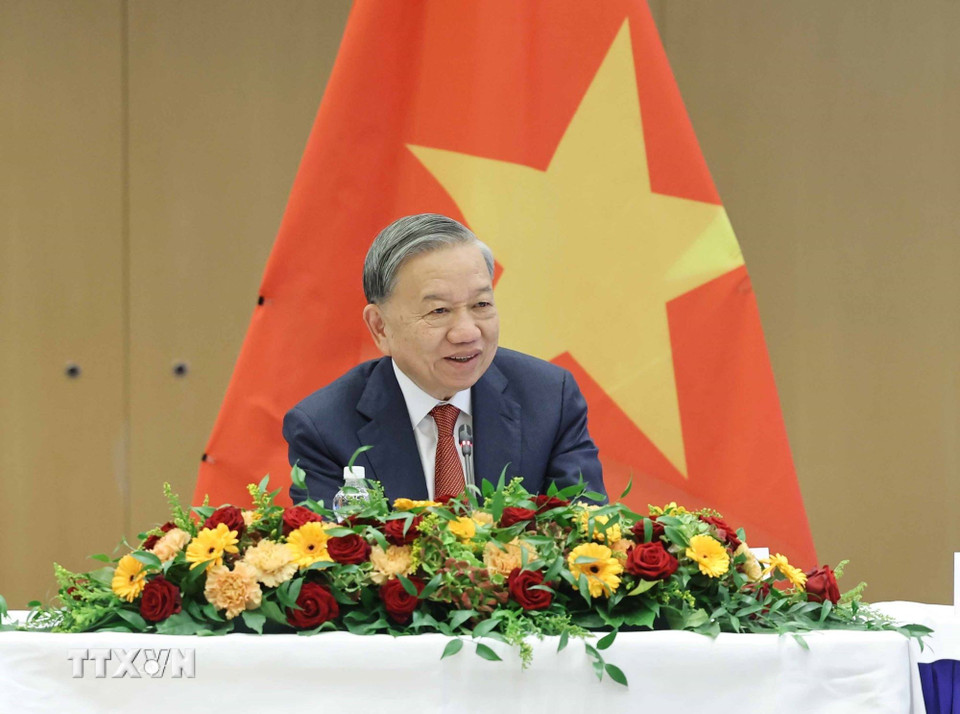 Tổng Bí thư Tô Lâm phát biểu tại buổi tiếp Hội hữu nghị Phần Lan-Việt Nam và nhóm chuyên gia Phần Lan từng tham gia các dự án hỗ trợ tại Việt Nam. (Ảnh: Thống Nhất/TTXVN)