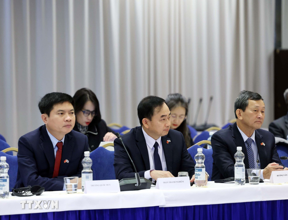 Đại biểu đoàn VIệt Nam dự buổi tiếp của Tổng Bí thư Tô Lâm. (Ảnh: Thống Nhất/TTXVN)