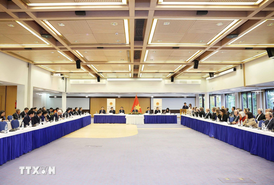 Tổng Bí thư Tô Lâm tiếp Hội hữu nghị Phần Lan-Việt Nam và nhóm chuyên gia Phần Lan từng tham gia các dự án hỗ trợ tại Việt Nam. (Ảnh: Thống Nhất/TTXVN)