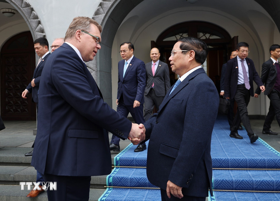 Thủ tướng Phạm Minh Chính hội kiến Chủ tịch Quốc hội Estonia Lauri Hussar. (Ảnh: Dương Giang/TTXVN)