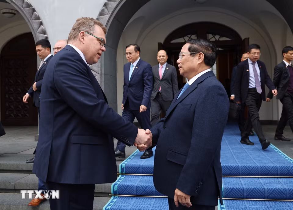 Thủ tướng Phạm Minh Chính hội kiến Chủ tịch Quốc hội Estonia Lauri Hussar. (Ảnh: Dương Giang/TTXVN)
