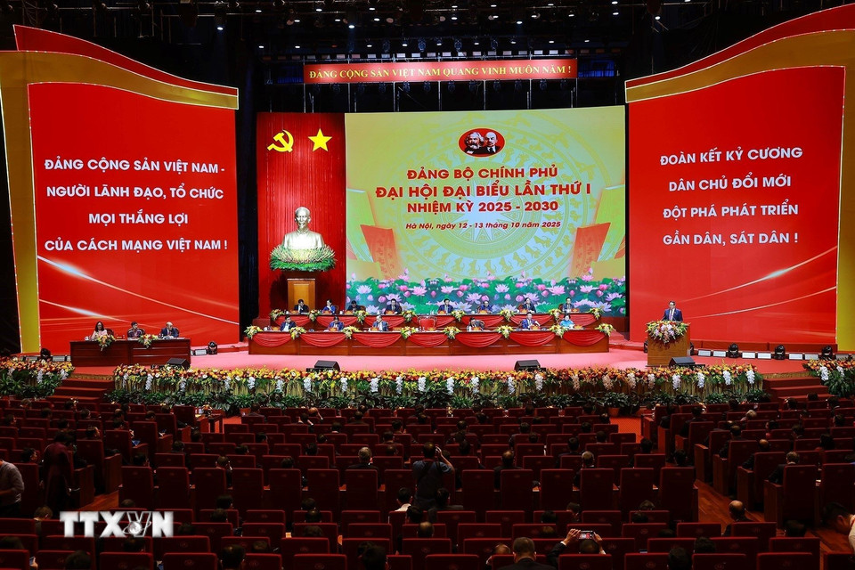 Đồng chí Phạm Minh Chính, Ủy viên Bộ Chính trị, Bí thư Đảng ủy, Thủ tướng Chính phủ phát biểu tại Phiên trù bị Đại hội. (Ảnh: Dương Giang/TTXVN)