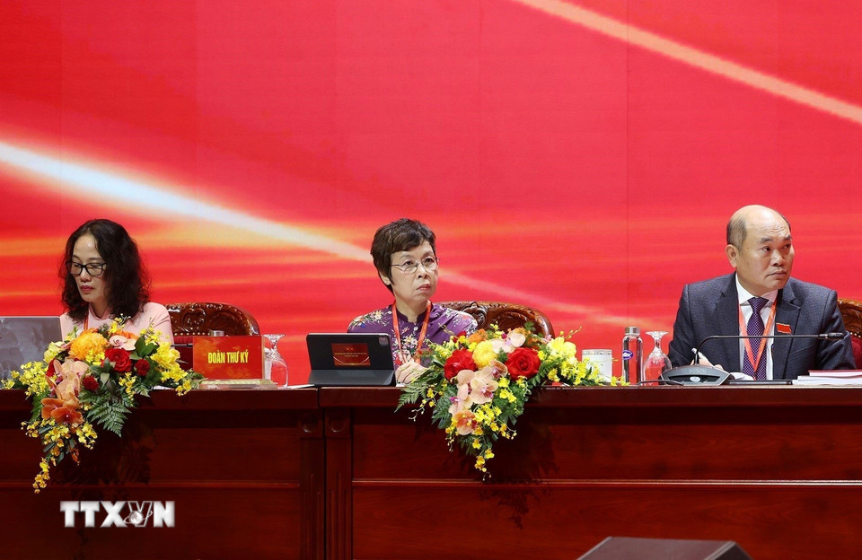 Tổ Thư ký Đại hội Đảng bộ Chính phủ tổ chức Đại hội đại biểu lần thứ nhất, nhiệm kỳ 2025-2030. (Ảnh: Dương Giang/TTXVN)