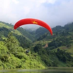 Khai thác hiệu quả các tiềm năng, lợi thế về du lịch sinh thái, cảnh quan, dịch vụ môi trường và các giá trị đa dạng sinh học của rừng. (Ảnh: Quốc Khánh/TTXVN)