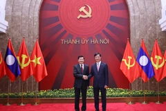 Tổng Bí thư, Chủ tịch nước Lào thăm và làm việc với Đảng bộ, Chính quyền Hà Nội