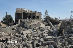 Cảnh đổ nát sau cuộc không kích của Israel tại Ansar, Liban. (Ảnh: THX/TTXVN)