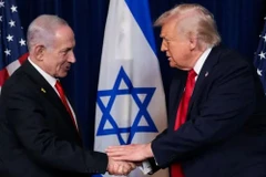 Tổng thống Mỹ Donald Trump và Thủ tướng Israel Benjamin Netanyahu tại khu nghỉ dưỡng Mar-a-Lago. (Ảnh: Reuters)