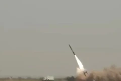 Tên lửa đất đối đất này vừa được phóng có tầm bắn 120 km.. (Ảnh minh họa. Nguồn: Mạng xã hội X)