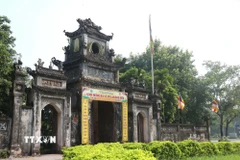 Chùa Chuông là một trong những di tích tiêu biểu nằm trong khu di tích Quốc gia đặc biệt Phố Hiến. (Ảnh: Đinh Văn Nhiều/TTXVN)