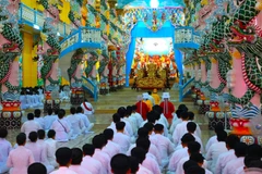 Lễ cúng cầu cho mưa thuận gió hòa, quốc thái dân an nhân Đại lễ Đức Chí Tôn năm Ất Tỵ 2025 của đạo Cao Đài. (Ảnh: Minh Phú/TTXVN)