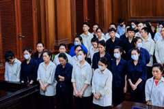 Tuyên án 38 bị cáo trong đường dây rút tiền thẻ tín dụng chiếm đoạt hàng tỷ đồng