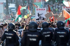 Quang cảnh cuộc biểu tình. (Ảnh: AFP)