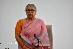 Thủ tướng lâm thời Nepal Sushila Karki phát biểu tại Kathmandu ngày 14/9/2025. (Ảnh: )AA/TTXVN