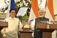 Tổng thống Philippines Ferdinand Marcos Jr. và Thủ tướng Ấn Độ Narendra Modi. (Ảnh: thehindu)