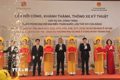 Sáng 19/12/2025, Ủy ban nhân dân thành phố Hải Phòng và Công ty Cổ phần khu công nghiệp Sài Gòn - Hải Phòng tổ chức khánh thành một số công trình của Dự án Nhà ở xã hội, thuộc Dự án Khu đô thị - dịch vụ thương mại và nhà ở công nhân Tràng Duệ tại phường An Dương thành phố Hải Phòng. (Ảnh: Minh Thu/TTXVN)