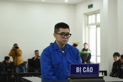 Hà Nội hoãn phiên xét xử đối tượng hành hung phụ nữ ở sảnh thang máy chung cư 