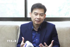 Tiến sỹ Chheang Vannarith, Phó Tổng thư ký kiêm Trưởng nhóm cố vấn của Quốc hội Campuchia, đồng thời là chuyên gia phân tích chính trị - trả lời phỏng vấn TTXVN. (Ảnh: Hoàng Minh/TTXVN)