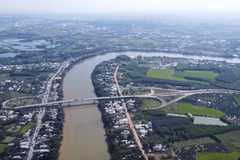 Cầu Thủ Biên nối Đồng Nai với Thành phố Hồ Chí Minh đã được xây dựng, tới đây cầu này sẽ thuộc dự án đường Vành đai 4-Thành phố Hồ Chí Minh. (Ảnh: Công Phong/TTXVN)