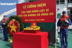 Tưởng niệm Anh hùng liệt sỹ Bến tàu Không số Vũng Rô