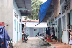Một dãy nhà trọ cho thuê. (Ảnh: TTXVN phát)
