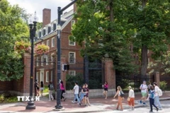 Sinh viên tại Đại học Harvard ở Cambridge, Massachusetts, Mỹ. (Ảnh: Getty Images/TTXVN)