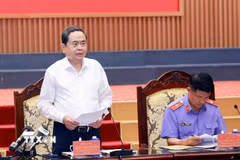 Chủ tịch Quốc hội Trần Thanh Mẫn, Trưởng Đoàn kiểm tra, giám sát số 11 của Bộ Chính trị phát biểu. (Ảnh: Doãn Tấn/TTXVN)