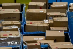 Hàng hóa bán lẻ đến từ Trung Quốc. (Ảnh: Bloomberg/TTXVN)