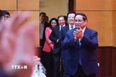 Thủ tướng Phạm Minh Chính đến thăm Bộ Văn hóa, Thể thao và Du lịch. (Ảnh: Dương Giang/TTXVN)