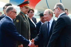 Tổng thống Nga Vladimir Putin đến thành phố Thiên Tân. (Ảnh: Sputnik)