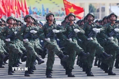 Lực lượng quân đội tham gia hợp luyện diễu binh, diễu hành tại Biên Hòa, Đồng Nai. (Ảnh: Dương Giang/TTXVN)