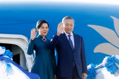 Lễ đón Tổng Bí thư, Chủ tịch nước Tô Lâm và Phu nhân tại sân bay quân sự 2, Khu vực sân bay quốc tế Don Mueng. (Ảnh: Thống Nhất/TTXVN)