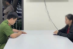 Em T.N.Y.N. tại cơ quan công an. (Ảnh: Công an thành phố Đà Nẵng)