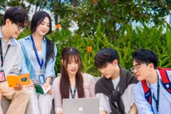 Sinh viên Trường Đại học Văn Lang. (Ảnh: Trường Đại học Văn Lang)