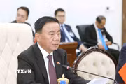 Thường trực Ban Bí thư Trần Cẩm Tú phát biểu tại hội đàm.(Ảnh: Phương Hoa/TTXVN)