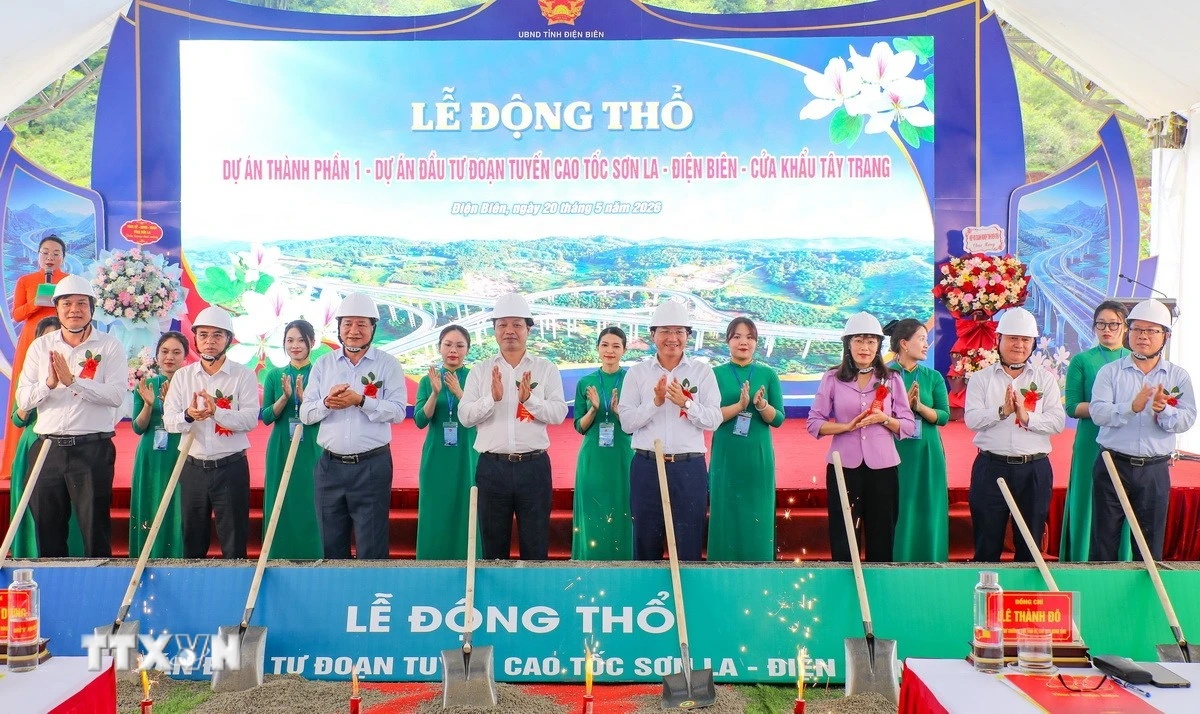 Đồng thổ dự án cao tốc Sơn La - Điện Biên của khẩu Tây Trang