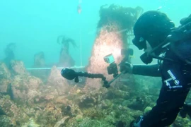 Khám phá bức tường 7.000 năm tuổi dưới biển phía Tây nước Pháp