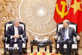 Tổng Bí thư Tô Lâm tiếp Trợ lý Ngoại trưởng Hoa Kỳ Michael George DeSombre. (Ảnh: Thống Nhất/TTXVN)