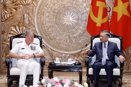 Tổng Bí thư Chủ tịch nước Tô Lâm tiếp Đô đốc Samuel Paparo, Tư lệnh Bộ Chỉ huy Thái Bình Dương (Hoa Kỳ). (Ảnh: Thống Nhất/TTXVN)