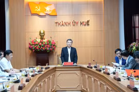 Bí thư Trung ương Đảng, Chánh án Tòa án nhân dân tối cao Lê Minh Trí phát biểu tại lễ công bố quyết định kiểm tra của Bộ Chính trị. (Ảnh: Đỗ Trưởng/TTXVN)