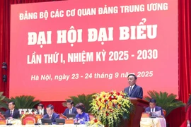 Ông Trần Cẩm Tú, Ủy viên Bộ Chính trị, Thường trực Ban Bí thư, Bí thư Đảng ủy các cơ quan Đảng Trung ương phát biểu khai mạc Đại hội. (Ảnh: Phương Hoa/TTXVN)