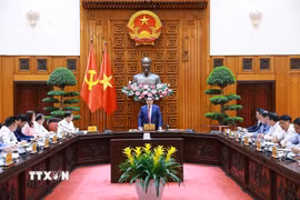 Thủ tướng Phạm Minh Chính chủ trì họp Tổ công tác bảo đảm an ninh năng lượng trước diễn biến phức tạp của cuộc xung đột quân sự tại Trung Đông. (Ảnh: Dương Giang/TTXVN)